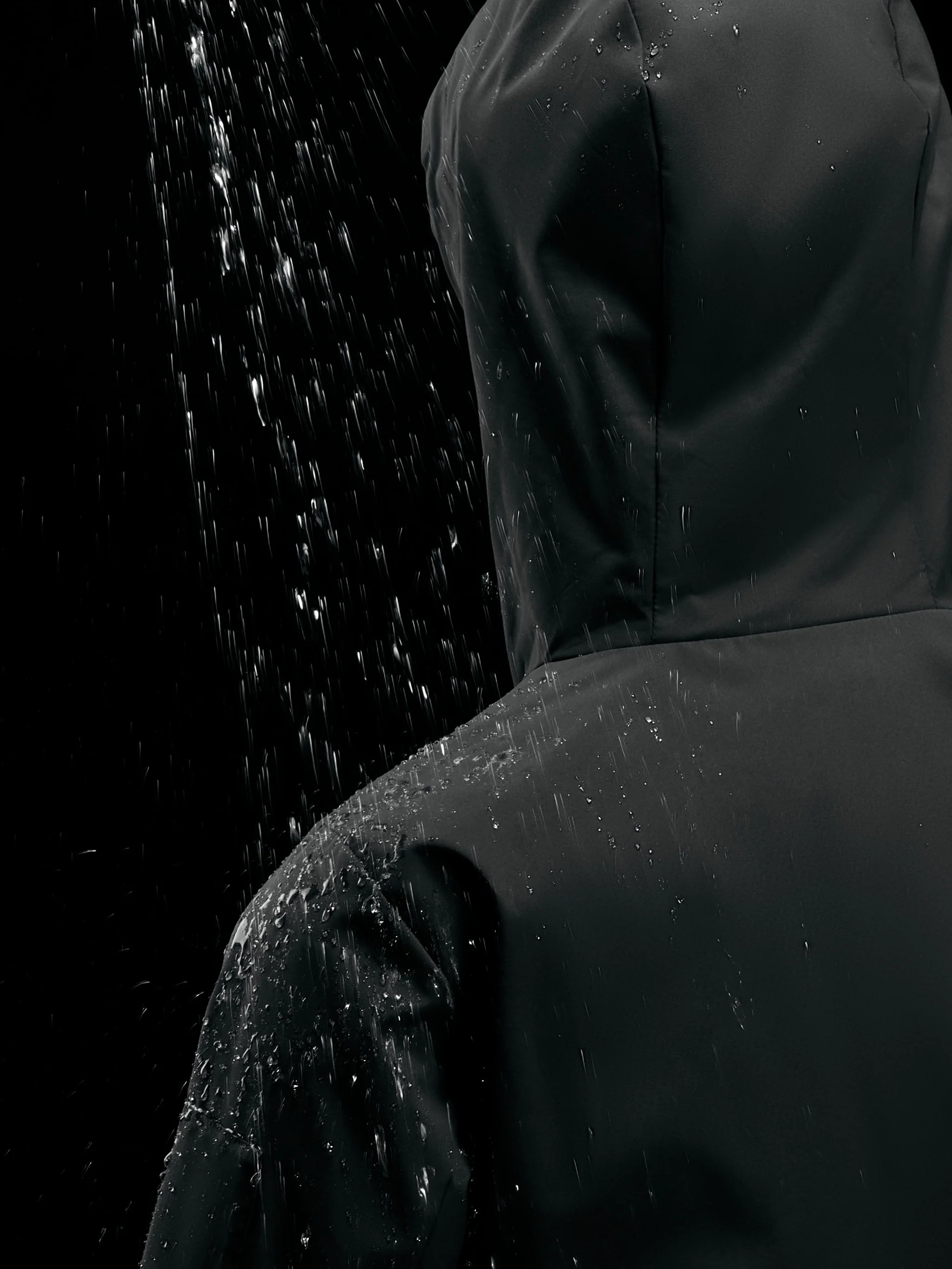 Women’s Storm Piercer Shell Jacket - Image 3